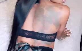 Asian Doll / Asiandabrattt Show off Big Booty !!! Nude Leaked Onlyfans