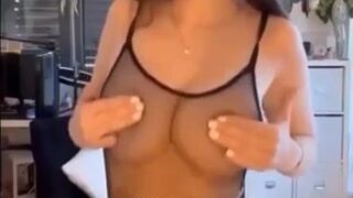 mellooow Nude Topless Show Big Tits – Onlyfans Leaked !